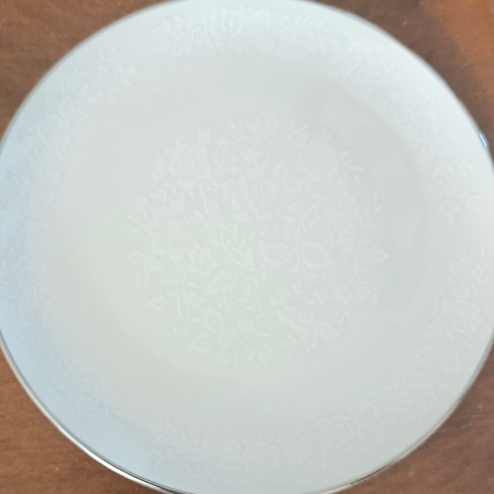 Vintage Coupe Bread & Butter Plate Winterset by American Royalty. 1001